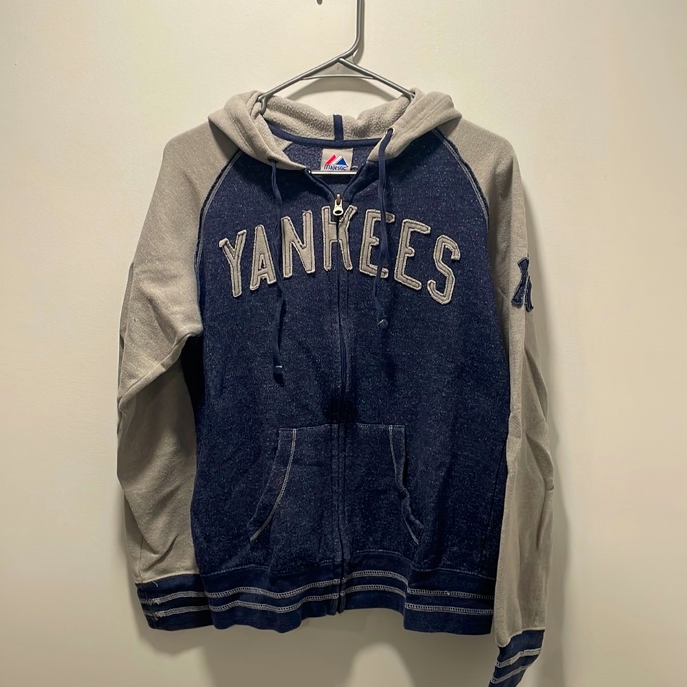 Yankee’s hoodie